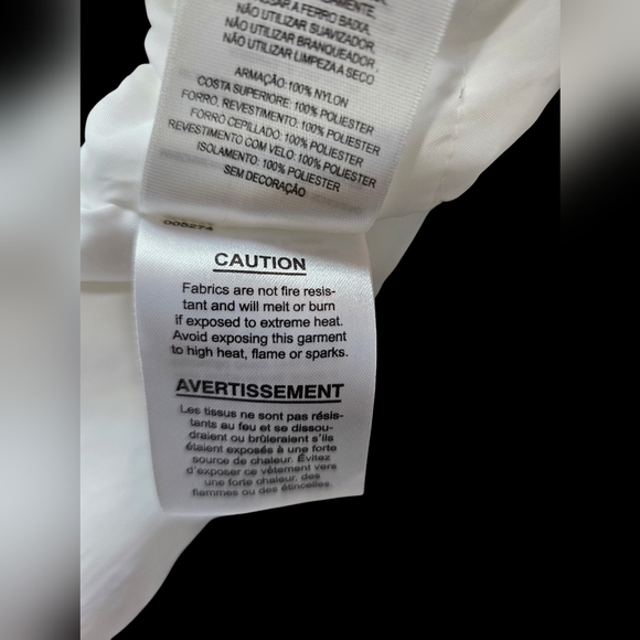 Columbia Women's Waterproof Snow Coat in red, size Large - Picture 14 of 14